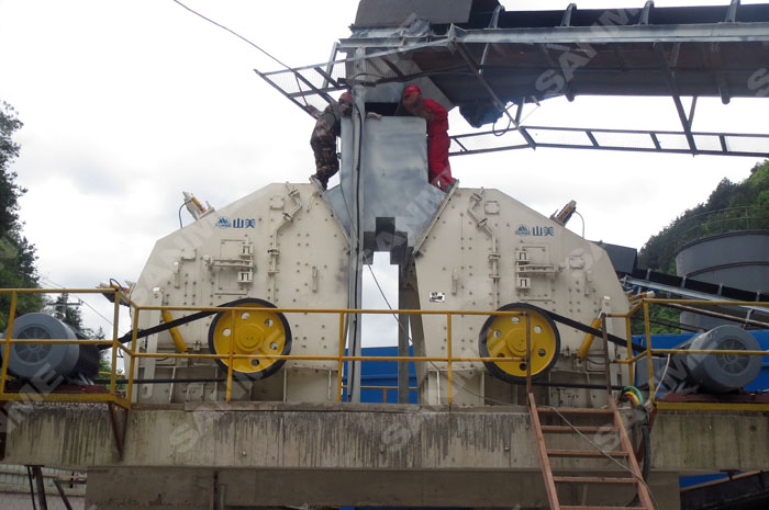 HC、HSI系列反擊式破碎機(jī)