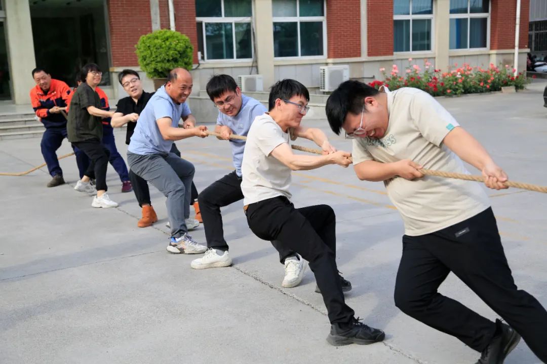 上海山美股份2025春季運動會火熱啟幕！拔河、籃球預(yù)賽燃情開戰(zhàn)